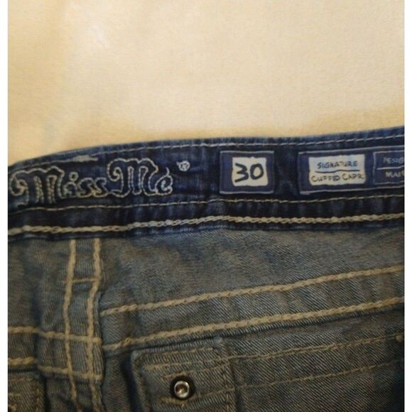 Miss me  distressed freyed cropped Size 30 Jeans  jeans Y2K Boho - Picture 9 of 9